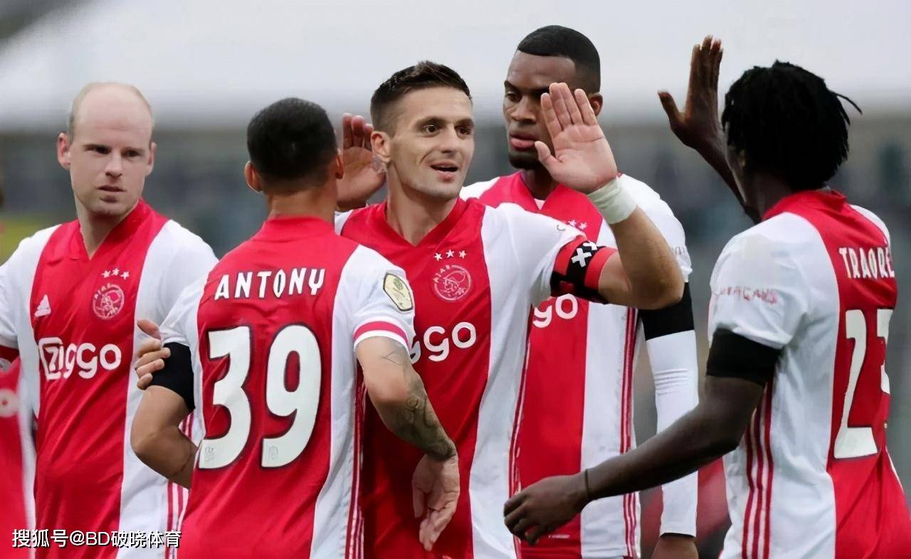 都能看到球 都能看到球