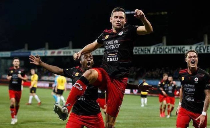 奏赢得胜利 奏赢得胜利