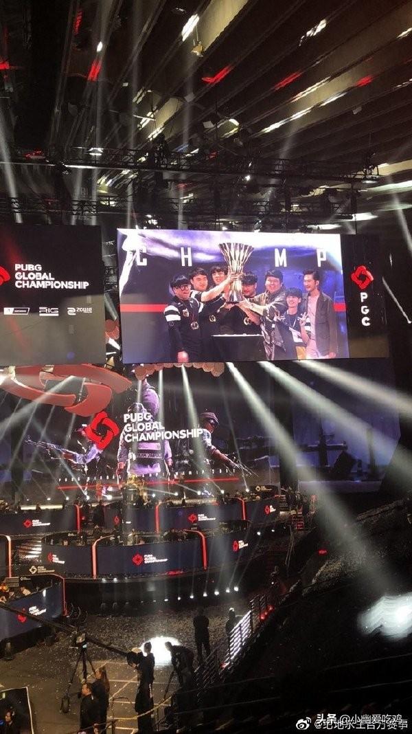 攻果岭击球 攻果岭击球