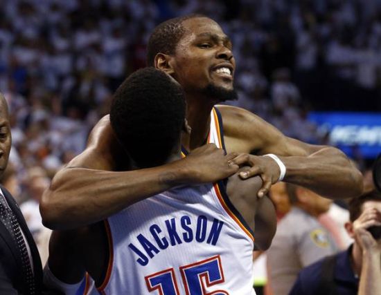 正是季后赛 正是季后赛